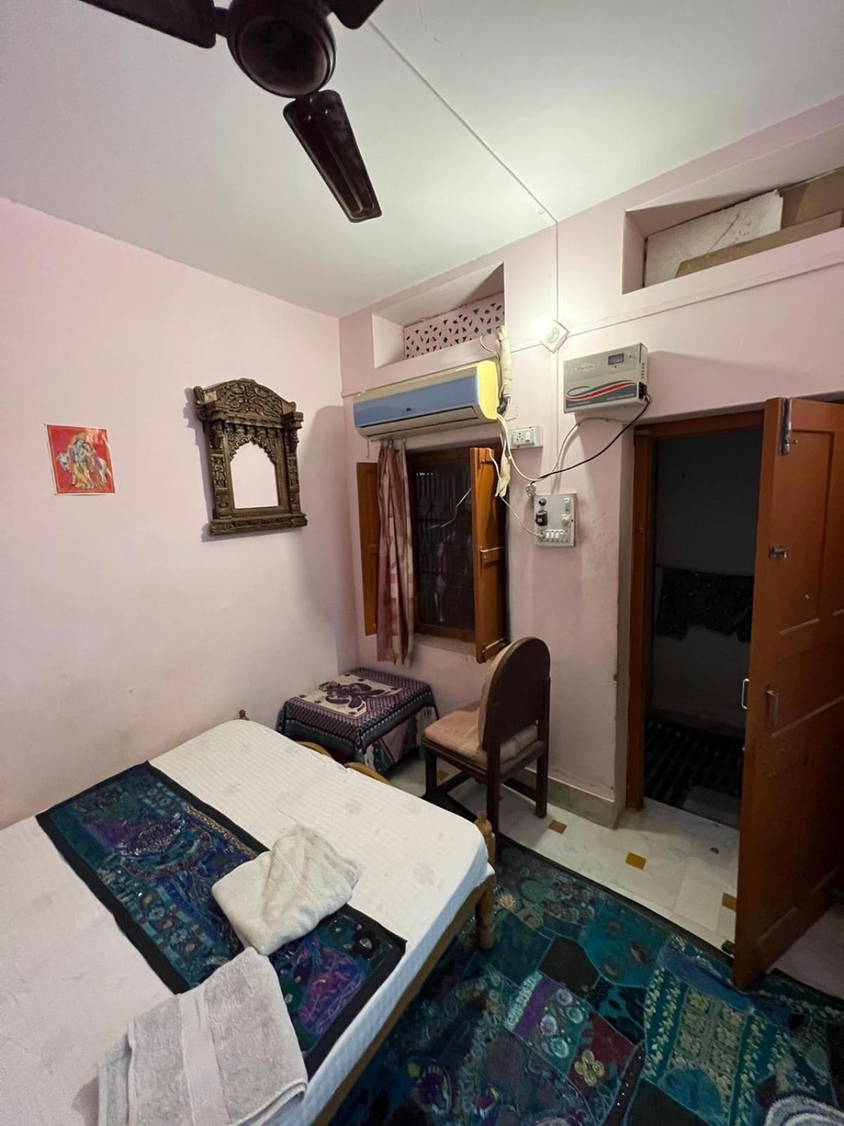 Hostel Marigold Home Stay Jaisalmer Rum bild